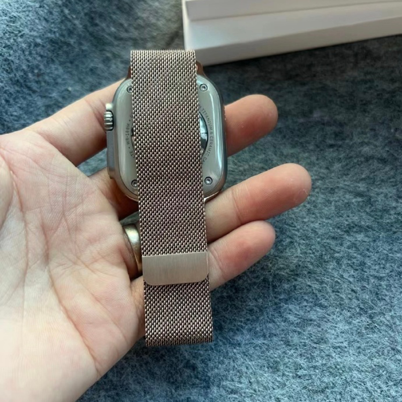 Milanese Loop Strap For Apple  - Mesh Coil Strip のレビューと価格